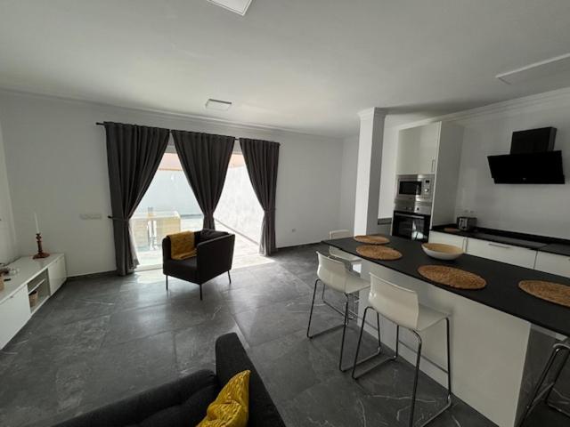 Apartamentos La Caracola El Medano Ла-Марета Экстерьер фото